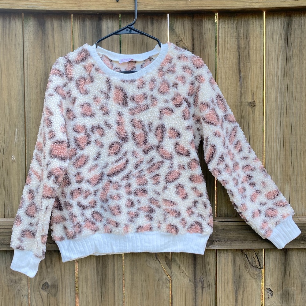 Pink Lily Leopard Print Pullover